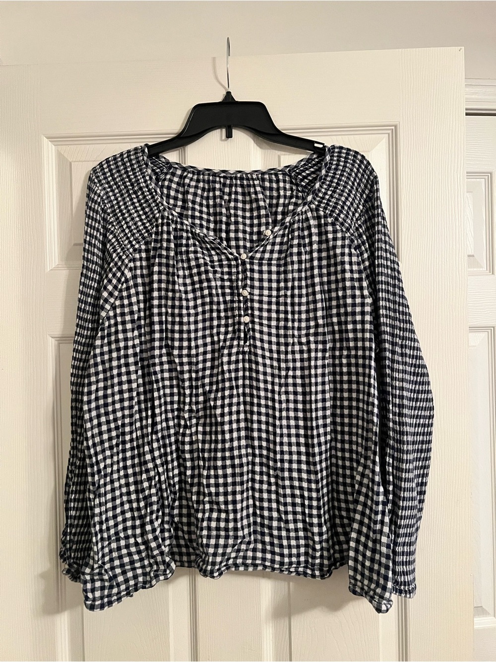 Women's Navy & White Gingham Button-Front Peasant Top